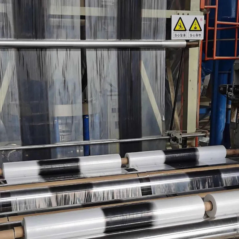 Чёрно-белая мульчирующая плёнка (4)